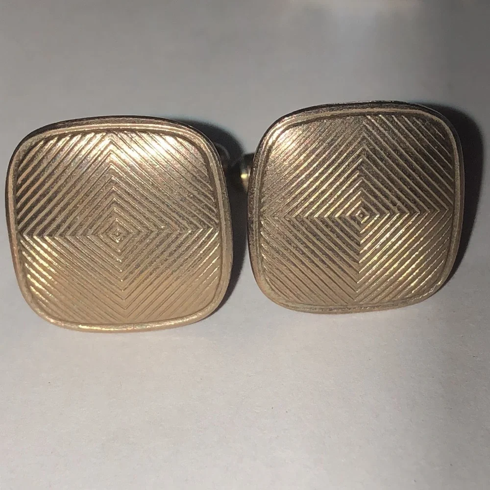 Vintage Gold Tone Square Cufflinks